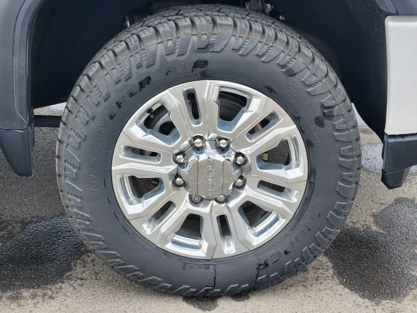 2020 GMC Sierra 2500HD Denali | Photo 5 of 26