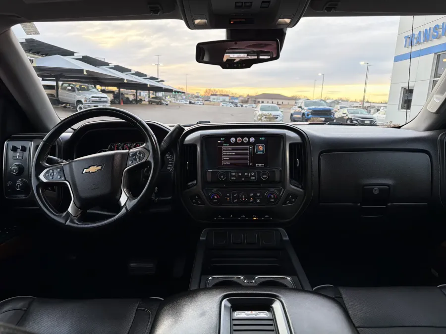 2018 Chevrolet Silverado 1500 High Country | Photo 10 of 20