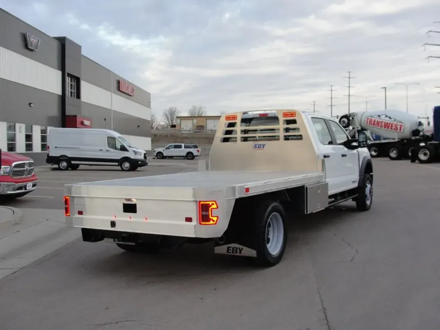 2026 Ford Super Duty F-550 XL | Photo 4 of 16