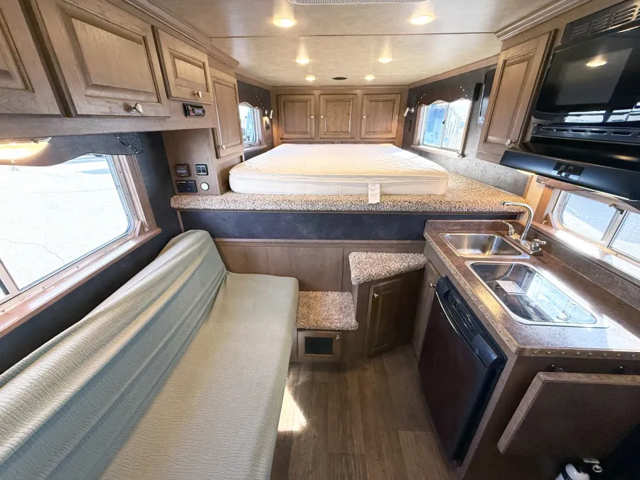 2014 Elite 3HGN LQ | Photo 5 of 24