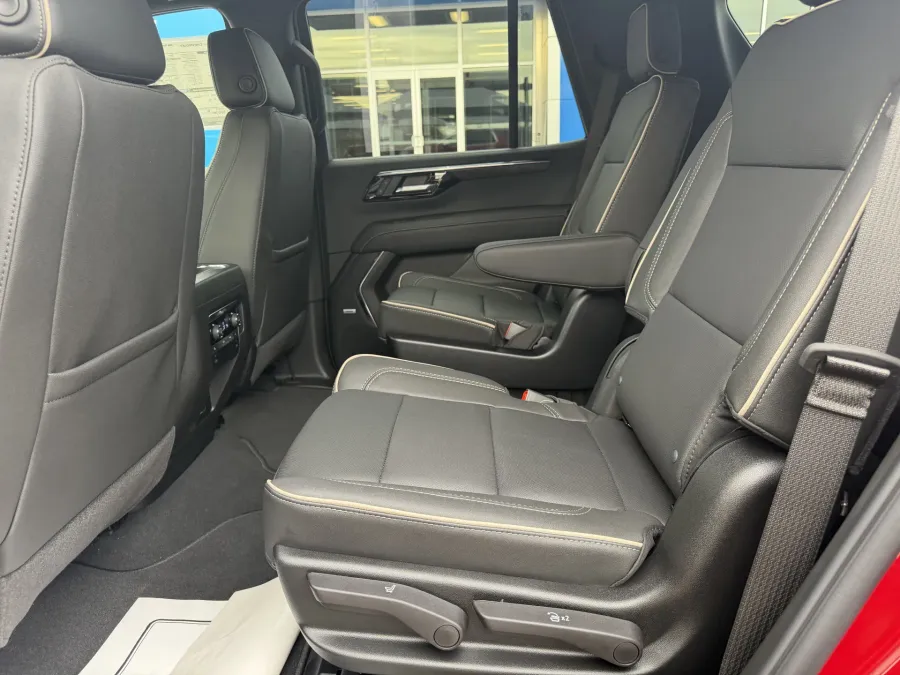 2026 Chevrolet Tahoe Premier | Photo 12 of 23