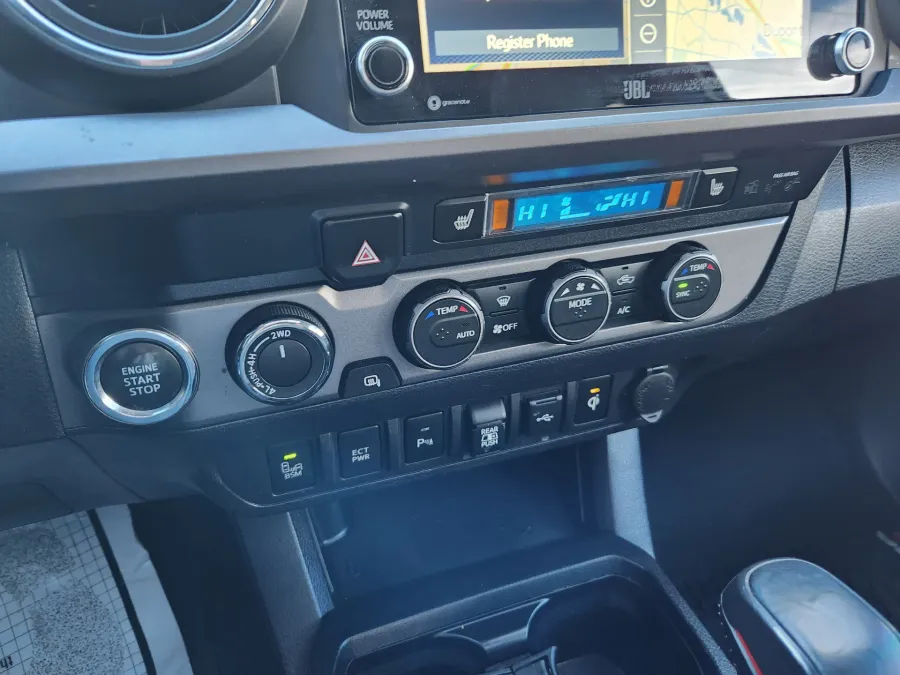 2020 Toyota Tacoma 4WD | Photo 26 of 30