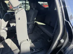 2024 Chevrolet Traverse AWD LT | Thumbnail Photo 14 of 29