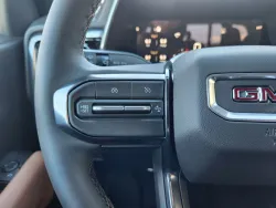 2026 GMC Canyon 4WD AT4 | Thumbnail Photo 22 of 30