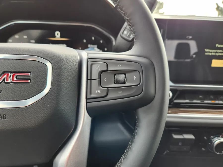 2026 GMC Sierra 1500 Elevation | Photo 23 of 28