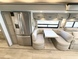 2025 Newmar Dutch Star 4369 | Thumbnail Photo 10 of 33