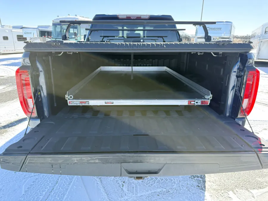 2020 GMC 3500HD Crew Cab Sierra Denali | Photo 14 of 22