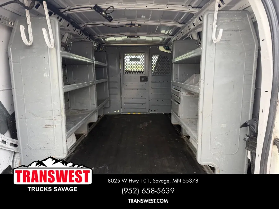 2017 Chevrolet Express 3500 Work Van | Photo 16 of 23