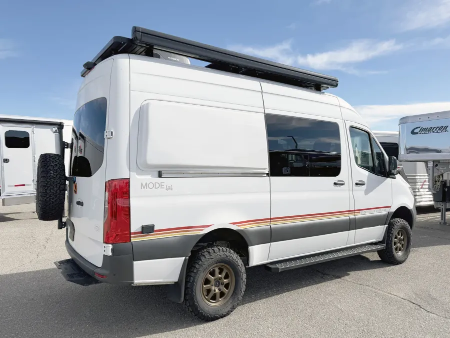 2021 Storyteller Mode 4x4 | Photo 10 of 16