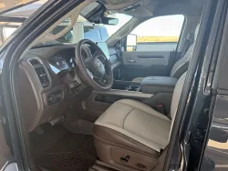 2026 RAM 3500 Laramie | Thumbnail Photo 12 of 18