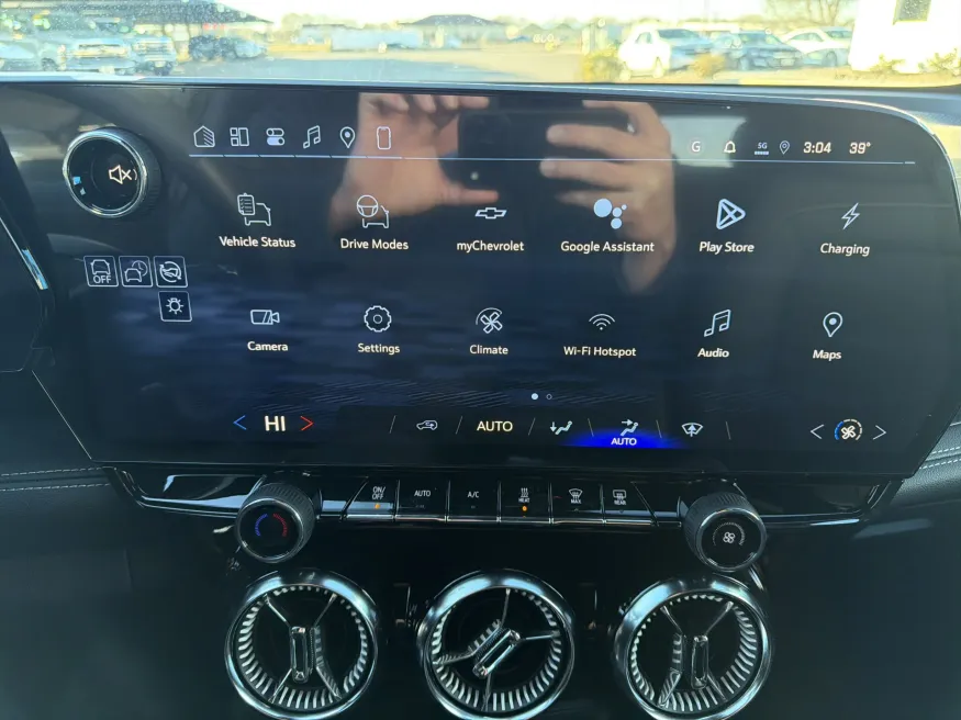 2026 Chevrolet Blazer EV AWD LT | Photo 16 of 20