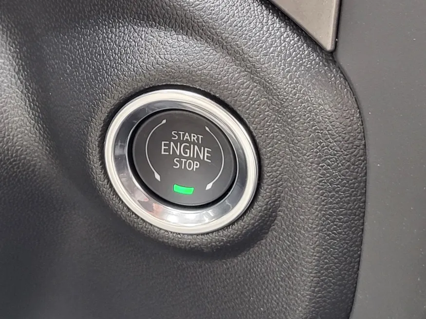 2026 GMC Sierra 1500 Pro | Photo 17 of 24