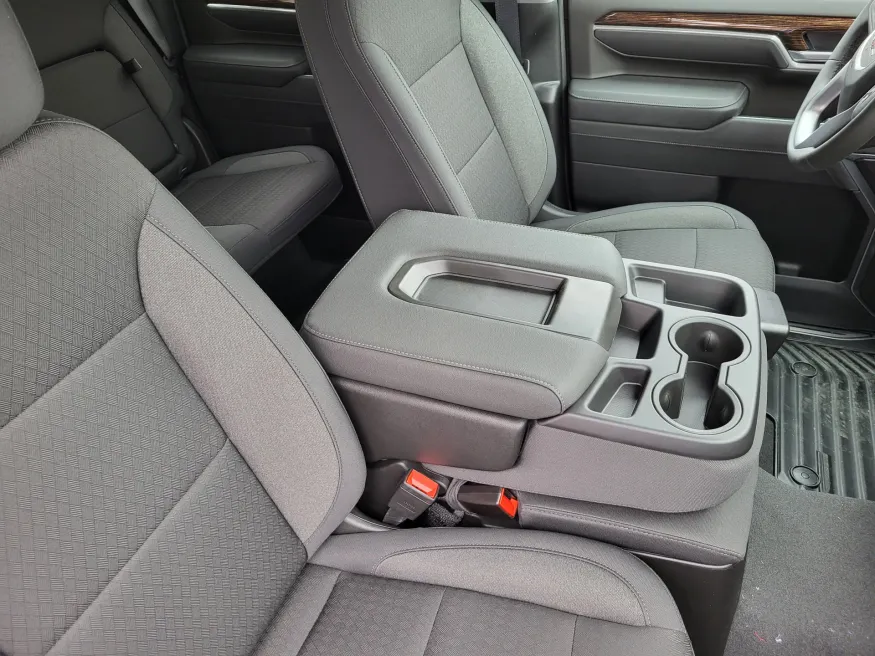 2026 GMC Sierra 2500HD SLE | Photo 12 of 24