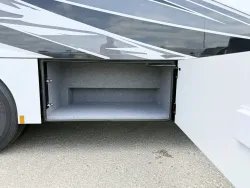 2026 Renegade Verona 40VRB | Thumbnail Photo 26 of 31