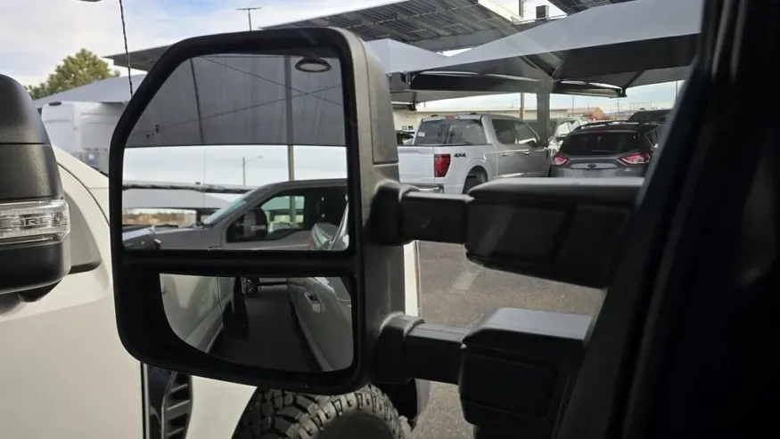 2026 Ford Super Duty F-350 | Photo 10 of 30