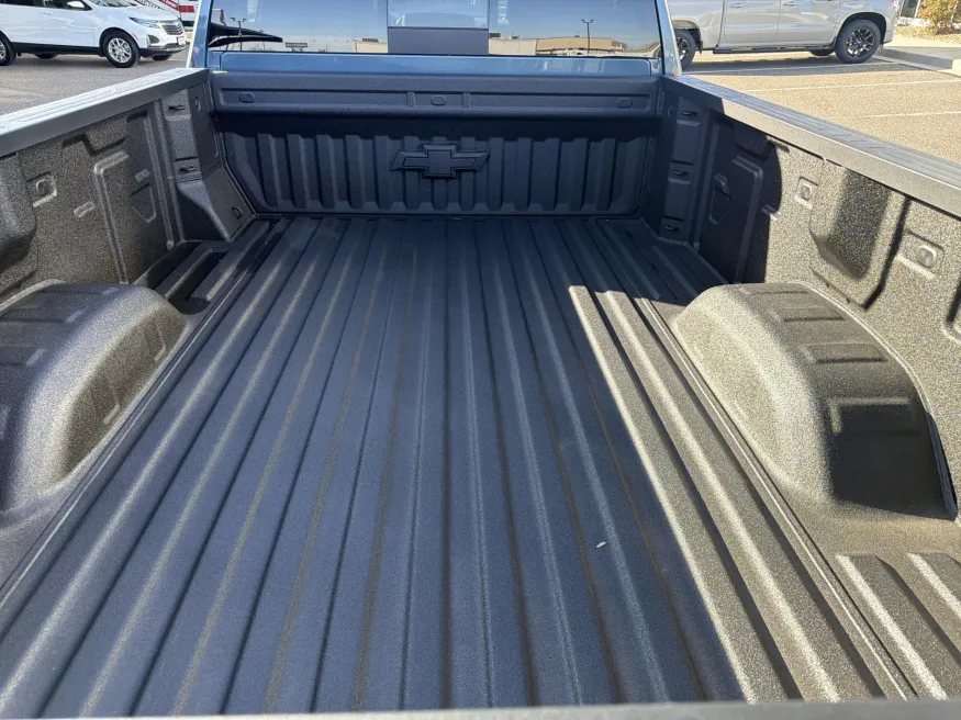 2026 Chevrolet Silverado 3500HD LT | Photo 4 of 19