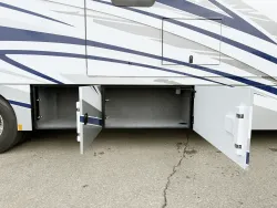 2026 Renegade Valencia 39RB | Thumbnail Photo 18 of 23