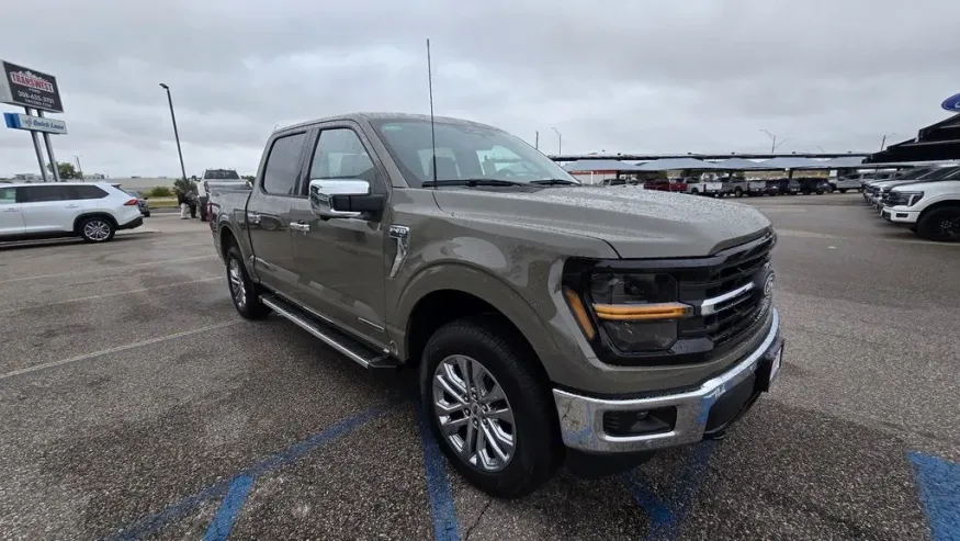 2025 Ford F-150 | Photo 3 of 29