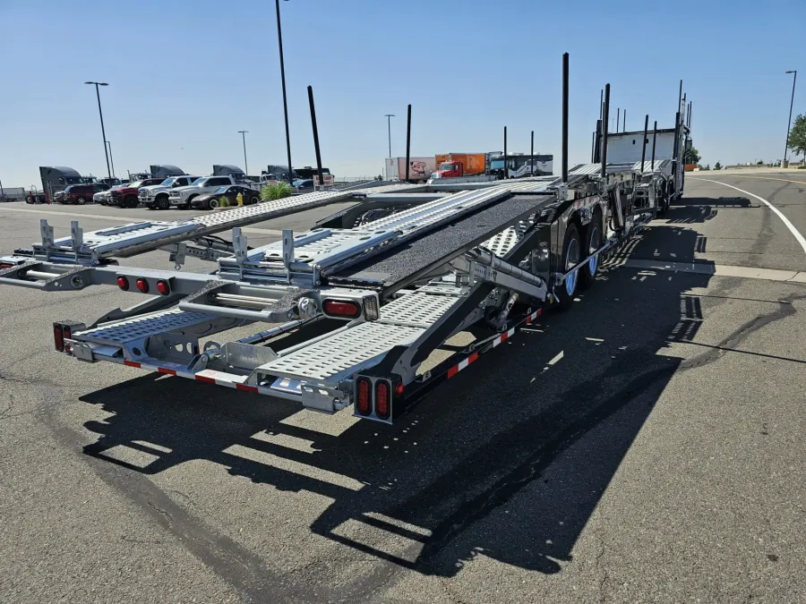 2025 Western Star 49X | Photo 35 of 41