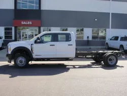 2026 Ford Super Duty F-550 XL | Thumbnail Photo 1 of 16