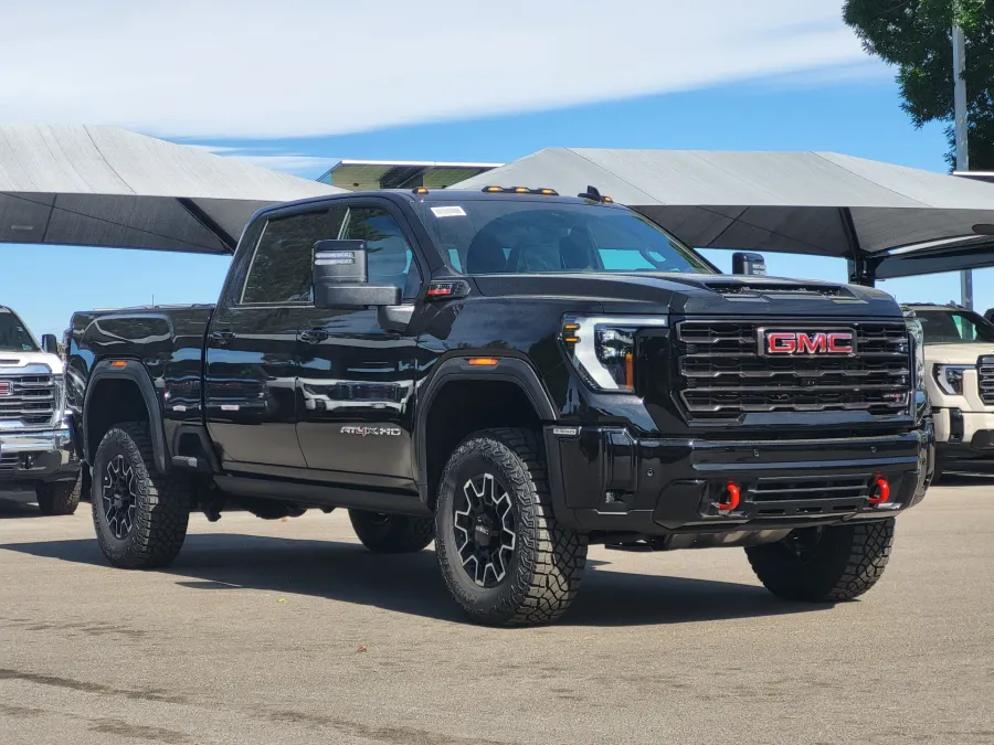 2026 GMC Sierra 2500HD AT4X | Photo 2 of 25