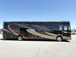 2016 Tiffin Phaeton 40AH | Thumbnail Photo 2 of 14