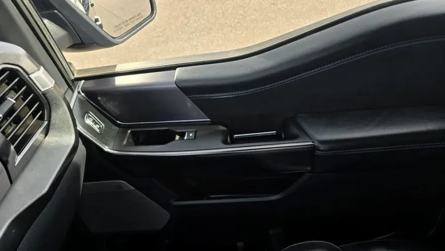 2024 Ford F-150 | Photo 32 of 35