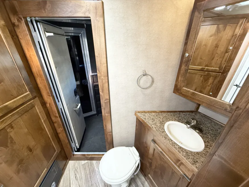 2026 Logan Coach Select 814 Stock Combo | Photo 12 of 25