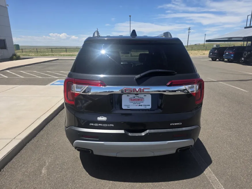 2020 GMC Acadia SLT | Photo 6 of 27