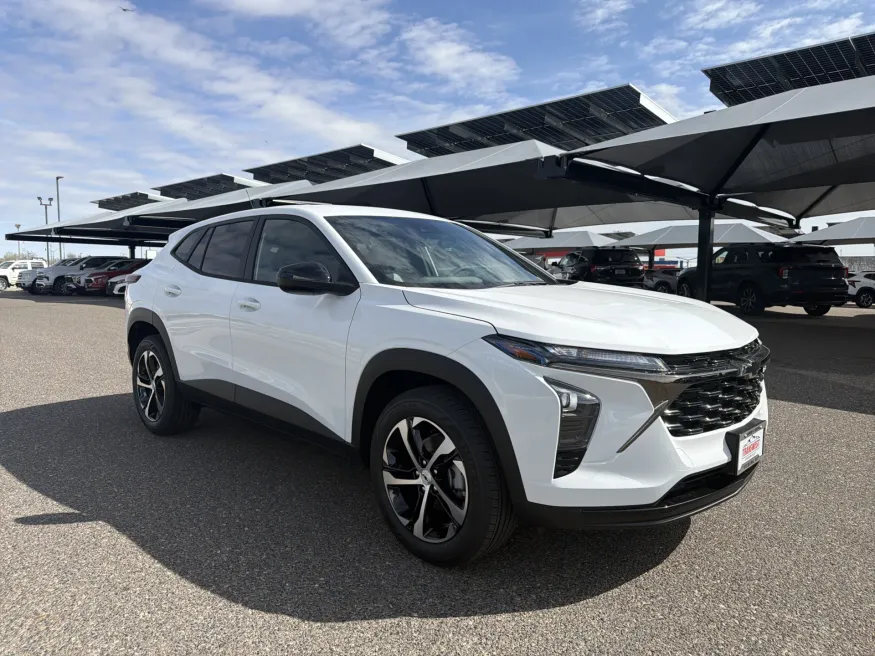 2026 Chevrolet Trax 1RS | Photo 6 of 19