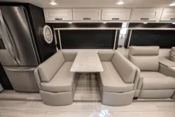 2026 Newmar Dutch Star 4081 | Thumbnail Photo 10 of 19