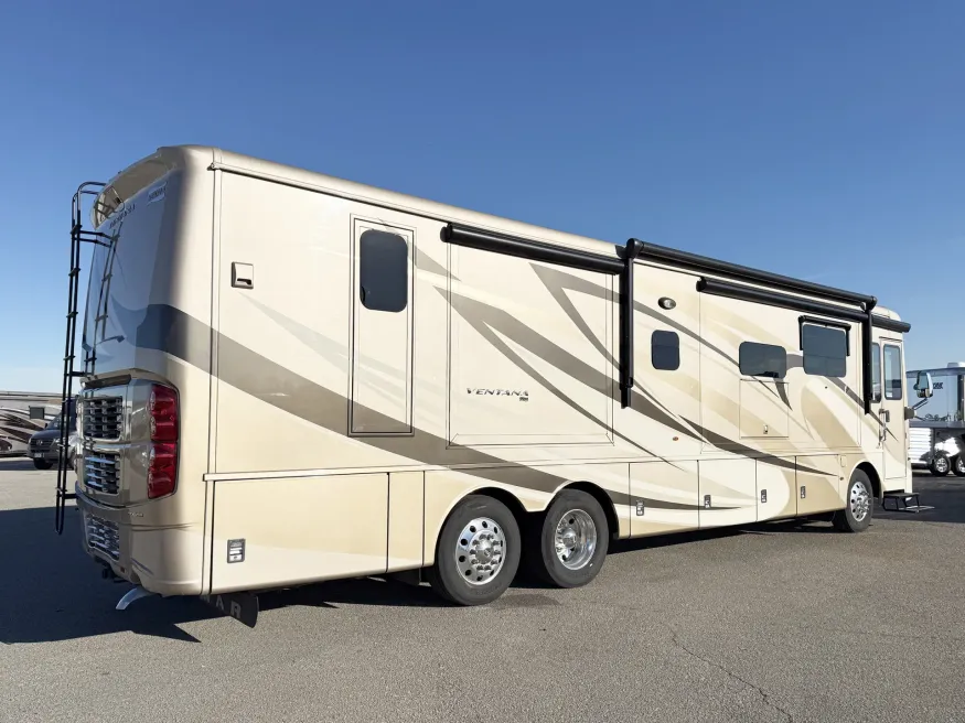 2019 Newmar Ventana 4037 | Photo 20 of 31