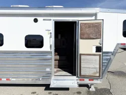 2026 Cimarron Norstar 4HLQ | Thumbnail Photo 4 of 34