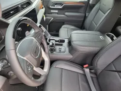 2026 GMC Sierra 1500 Denali | Thumbnail Photo 11 of 26