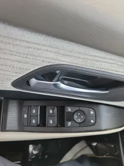 2023 Nissan Rogue SV | Thumbnail Photo 10 of 17