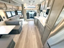 2026 Renegade Verona 40VBH | Thumbnail Photo 5 of 30