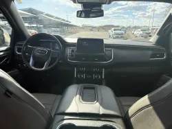 2024 GMC Yukon XL SLT | Thumbnail Photo 13 of 22