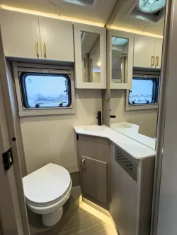 2027 Winnebago Navion 24R | Thumbnail Photo 18 of 29