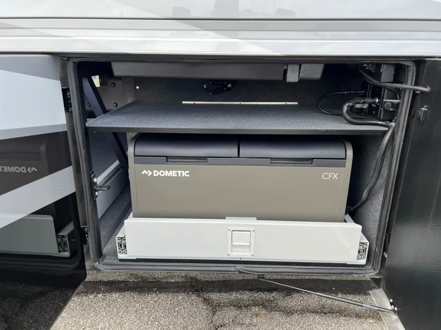 2026 Newmar Mountain Aire 4118 | Photo 35 of 45