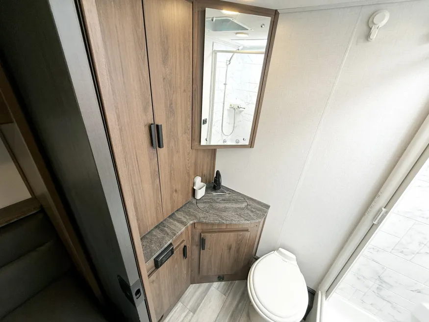 2024 Forest River Sunseeker 2370 | Photo 14 of 23