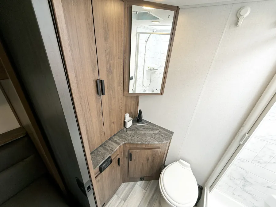 2024 Forest River Sunseeker 2370 | Photo 14 of 23