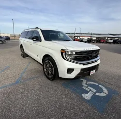 2025 Ford Expedition Max | Thumbnail Photo 3 of 34