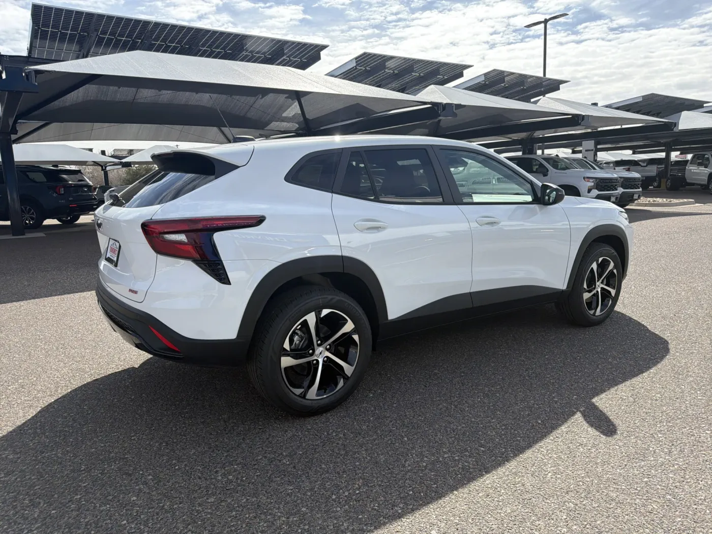 2026 Chevrolet Trax 1RS | Photo 4 of 19