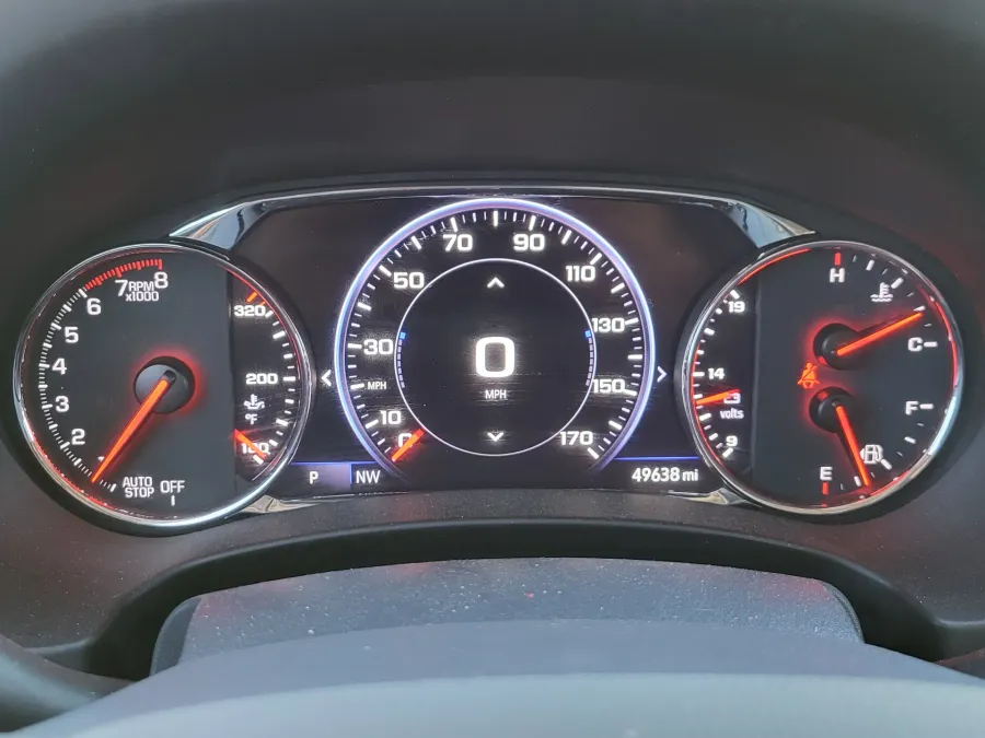 2023 GMC Terrain Denali | Photo 13 of 25