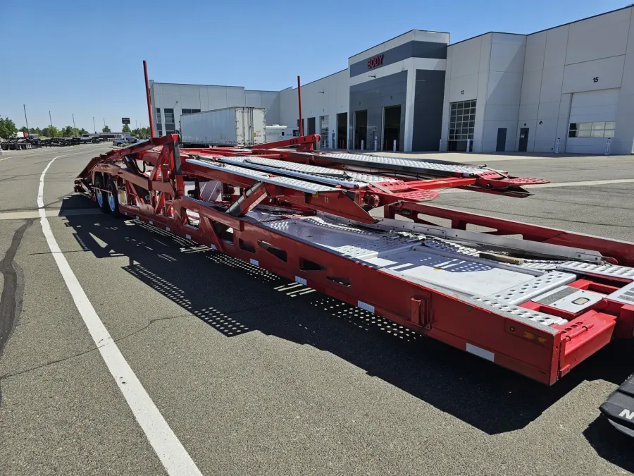 2020 Western Star 4900FA | Photo 30 of 34