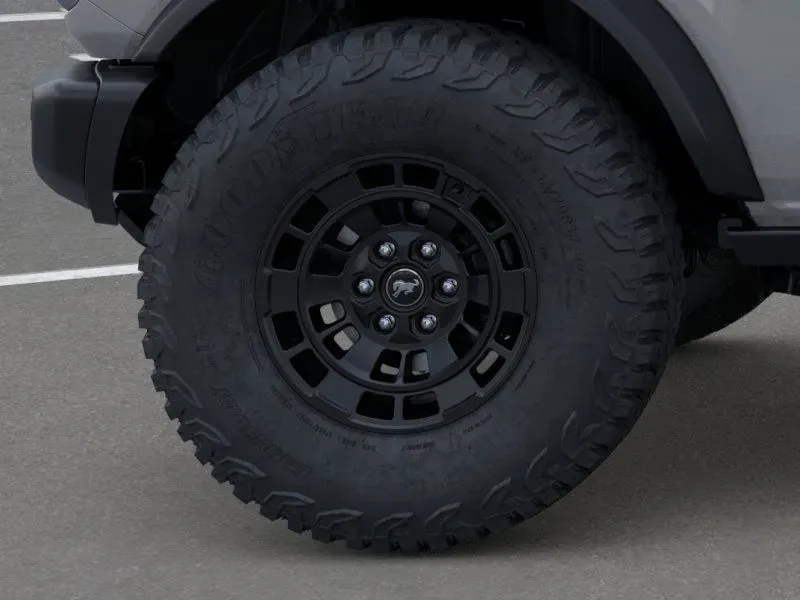 2026 Ford Bronco Badlands | Photo 20 of 25