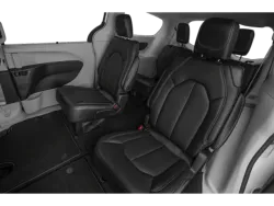 2024 Chrysler Pacifica | Thumbnail Photo 18 of 24