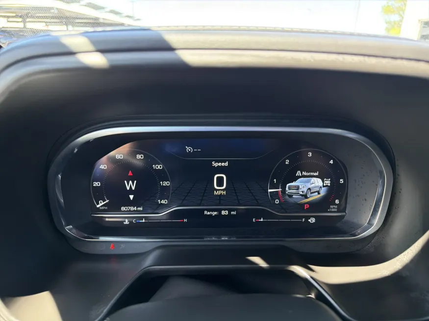 2024 GMC Yukon XL SLT | Photo 21 of 22