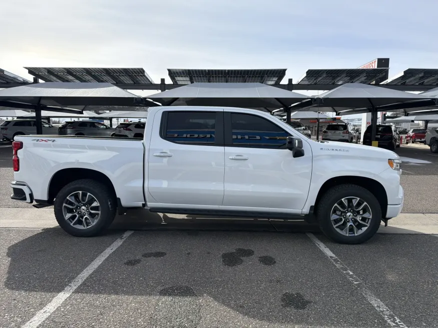 2026 Chevrolet Silverado 1500 RST | Photo 5 of 22