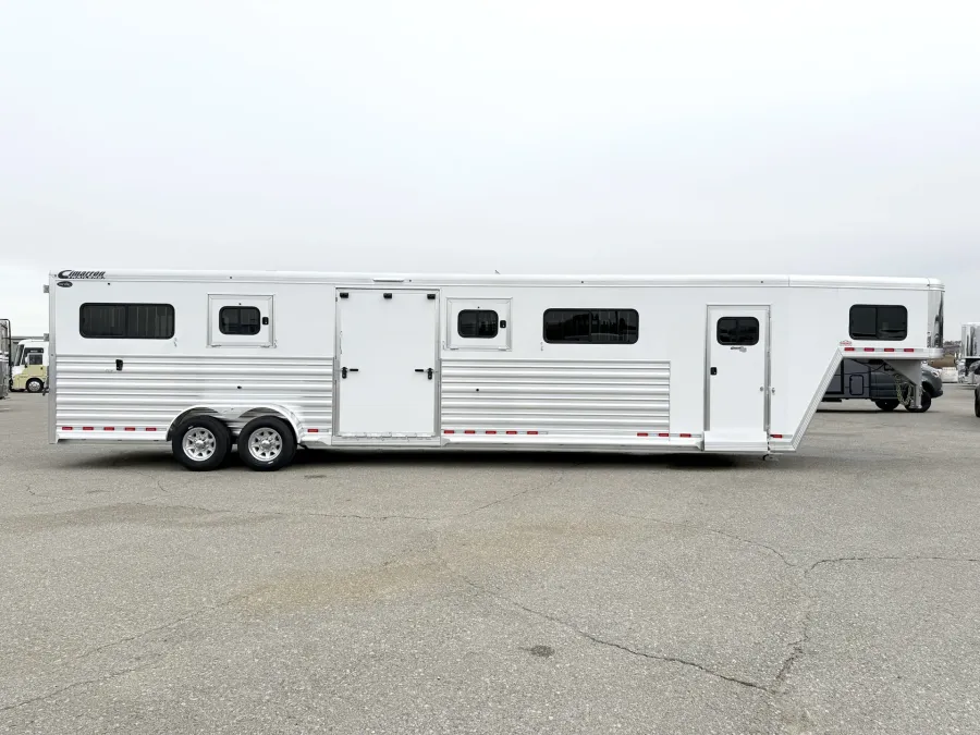 2026 Cimarron Norstar 4HGN Head to Head | Photo 3 of 22